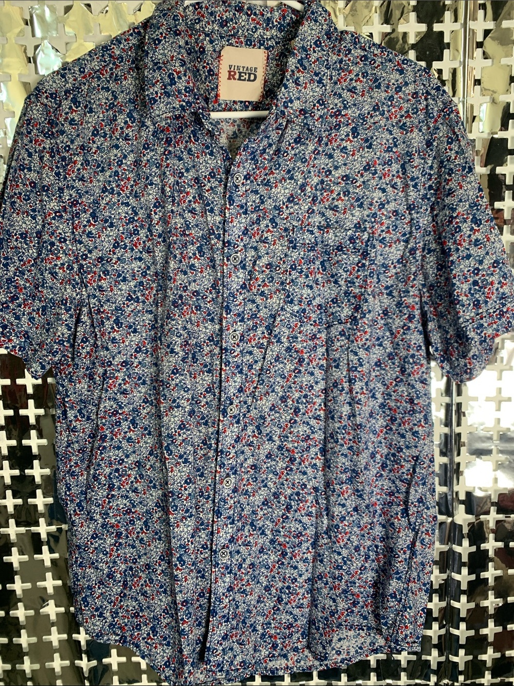 Vintage Red Men's Short-Sleeve Floral Button-Down Shirt in Blue and Red
